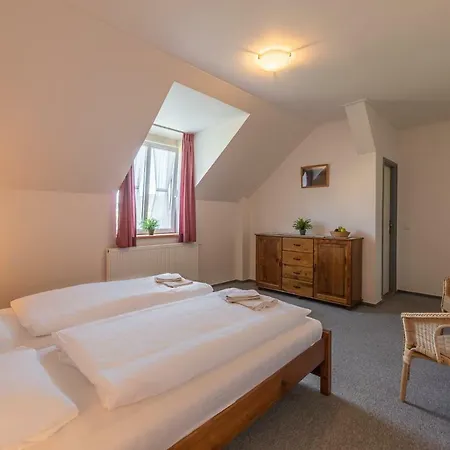 Na Bobrovníku * Lipová-lázně